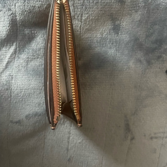 Kate Spade ♠️ Brown Leather Wallet - Picture 3 of 5